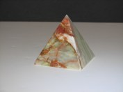 2.5-inch-onyx-pyramid-2